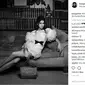 Chanel dikritik warganet karena menggunakan model yang terlalu muda untuk pose yang seksi (instagram/kaiagerber)