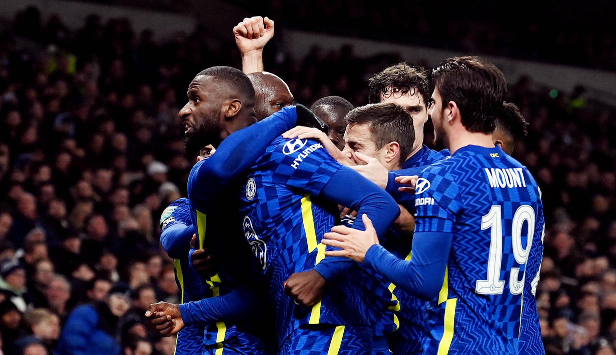 The Blues pun berhak melaju ke partai final berkat kemenangan agregat 3-0. (AFP/Glyn Kirk)