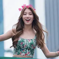 Paska diberitakan berpacaran dengan Taylor Swift, Lee Minho dan Suzy Miss A memiliki hubungan yang serius dan akan melangsungkan pernikahan. (Instagram/suzy.missa)