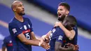 Pemain Prancis merayakan gol yang dicetak Olivier Giroud ke gawang Kroasia pada laga UEFA Nations League di Stade de France, Prancis, Rabu (9/9/2020) dini hari WIB. Prancis menang 4-2 atas Kroasia. (AFP/Franck Fife)