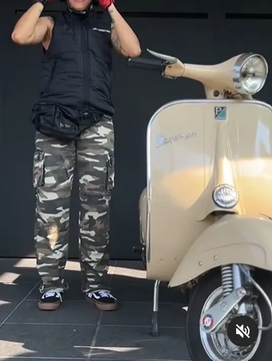 Poppy Sovia [Instagram/popsovia]