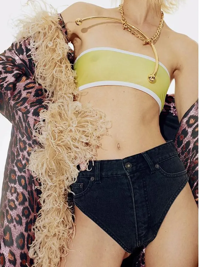 Celana Dalam Denim yang Bikin Heboh di Instagram