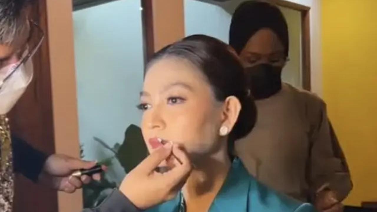 Cantik dan Anggun