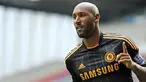 Gaya selebrasi striker Chelsea Nicolas Anelka seusai mencetak gol ke gawang Wigan pada partai Liga Premier melawan Wigan di DW Stadium, 21 Agustus 2010. AFP PHOTO/ANDREW YATES
