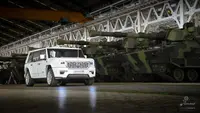 Pindad Bikin Mobil Transparan untuk Prabowo, Pakai Kaca Khusus