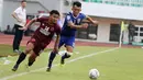 Bek PSM Makassar, Asnawi Mangkualam, saat melawan Becamex Binh Duong pada laga semifinal Zona ASEAN Piala AFC 2019 di Stadion Pakansari, Rabu (26/6). PSM menang 2-1 atas Becamex Binh Duong. (Bola.com/M Iqbal Ichsan)