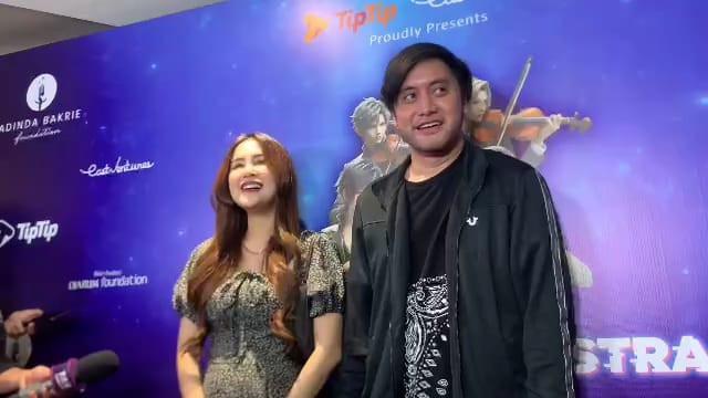 Kevin Aprilio dan Vicy Melanie. (M Altaf Jauhar/ Liputan6.com)