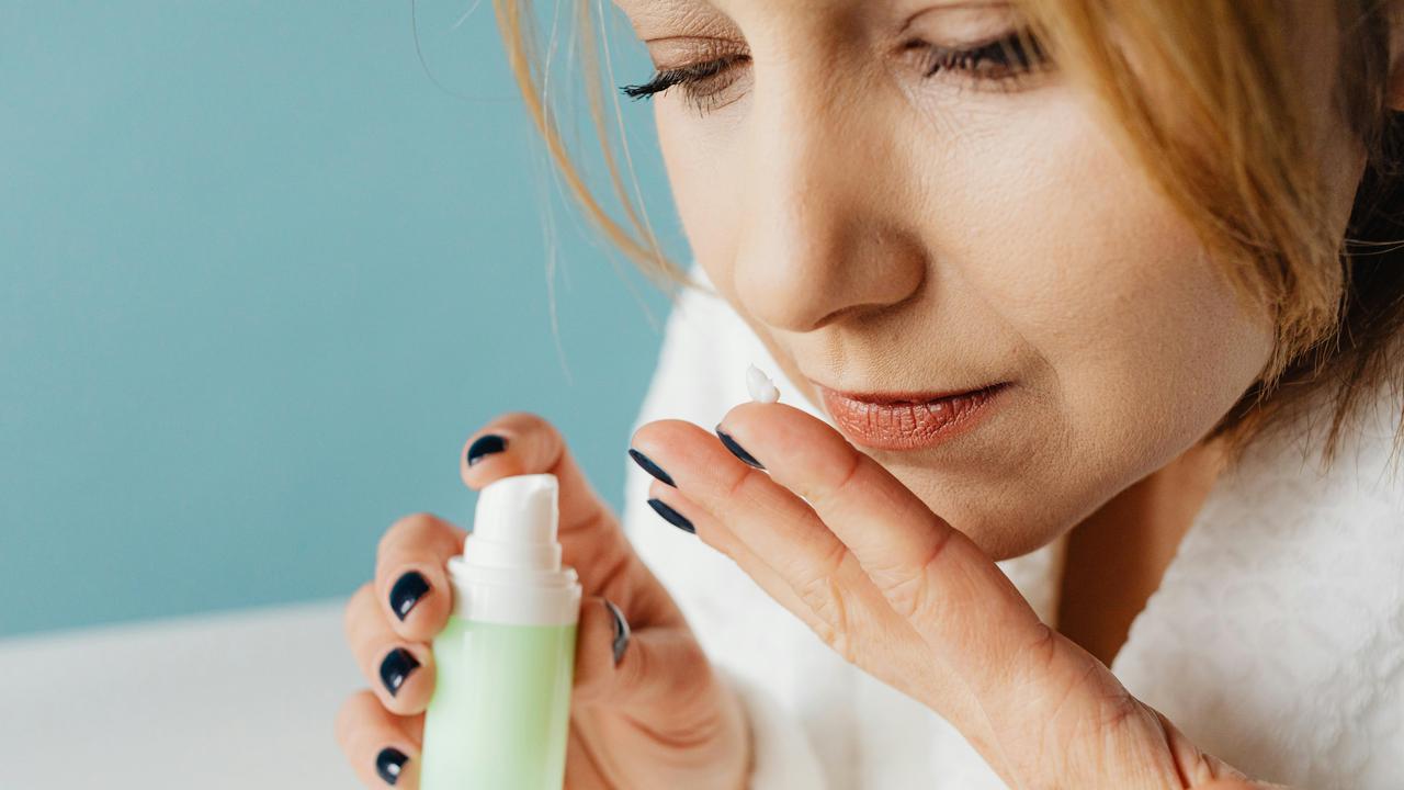 Bahaya Menggunakan Skincare Kadaluwarsa, Kenali Tanda Produk yang Sudah Tidak Layak Pakai