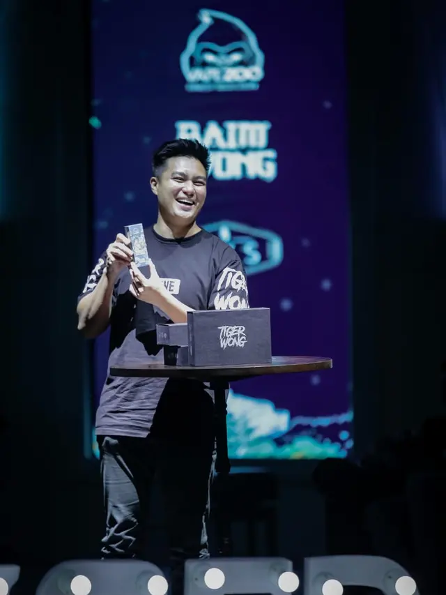 Baim Wong memperkenalkan liquid Tiger Wong