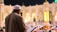 Ilustrasi Khotib yang Menyampaikan Khutbah usai Salat Idul Adha. Foto: Meta AI