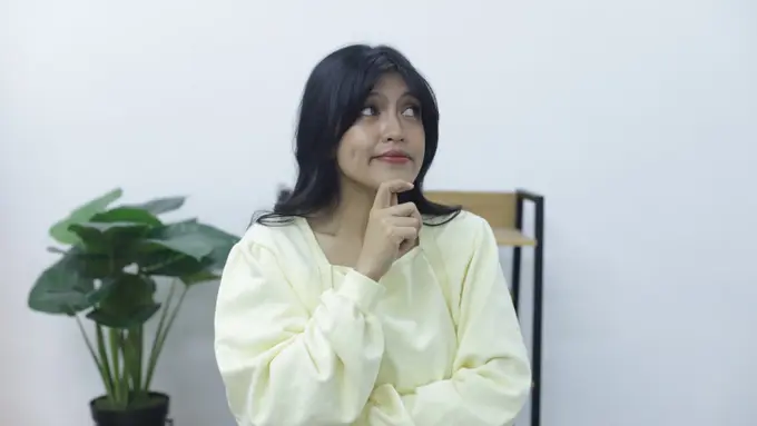 wanita desember dalam bersikap