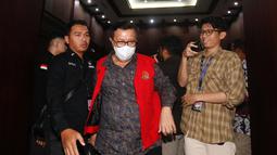 Dalam persidangan, JPU menuntut Erintuah Damanik dengan pidana penjara selama sembilan tahun dan denda Rp 750 juta subsidair enam bulan kurungan. (merdeka.com/Arie Basuki)