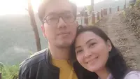 6 Potret Kebersamaan Della Puspita dengan Suami Baru. (Foto: Instagram/@dellapuspita00)