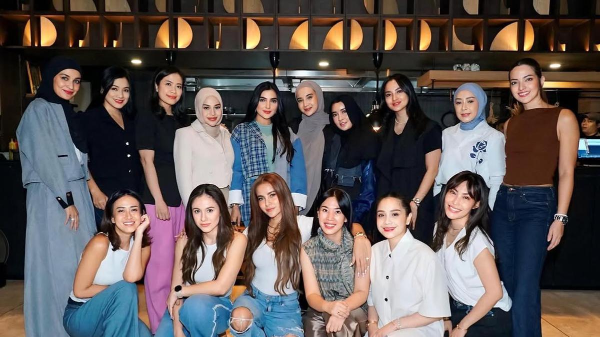 Foto-Foto Geng Cendol Gelar Arisan di Pertengahan 2025, Penuh Keseruan dan Kekompakan