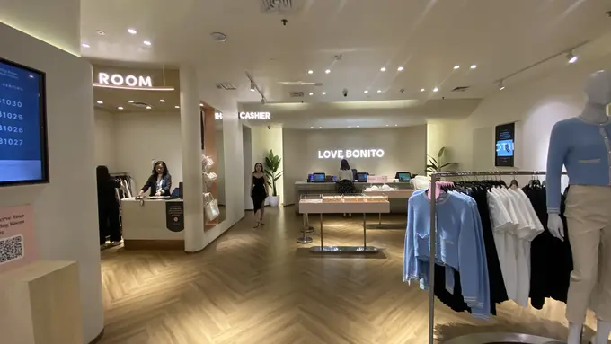 Love, Bonito Luncurkan Koleksi Busana Signature