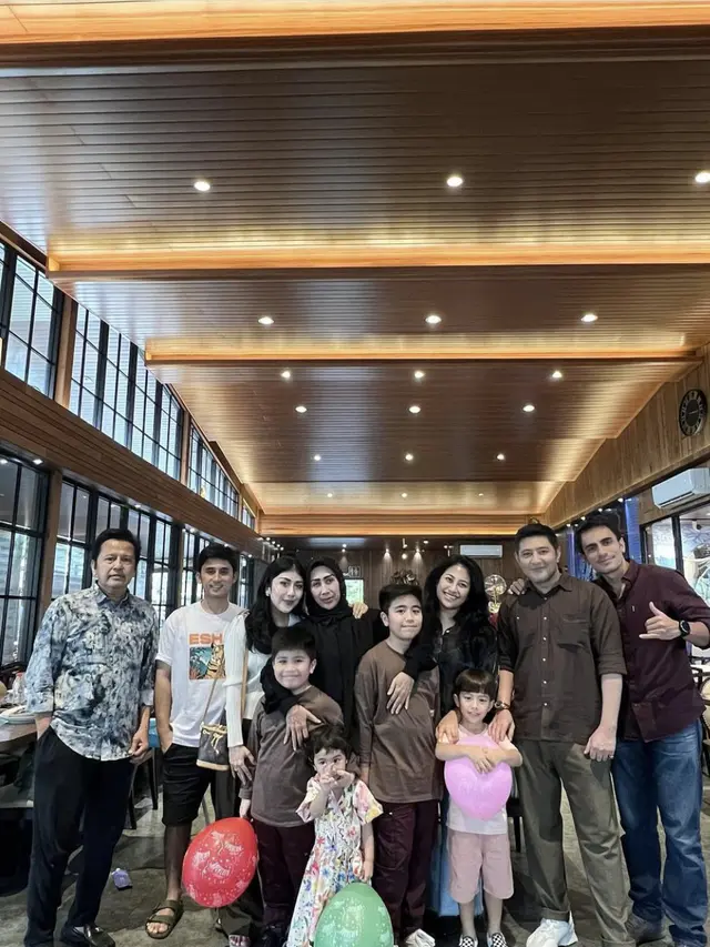 Momen perayaan ulang tahun sang ibu, sumber Instagram: @citrasadiqah