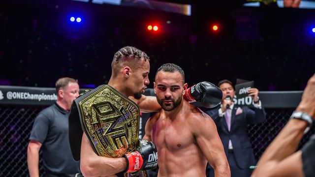 Kalahkan Sadikovic, Eersel Pertahankan Gelar Juara Dunia ONE Lightweight Kickboxing