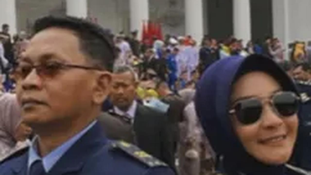 Potret Ayah & Putrinya Sama-sama Perwira TNI, Pangkatnya Cuma Beda Satu Tingkat