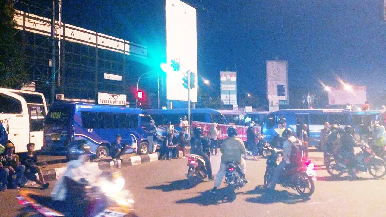 sopir angkot bekasi