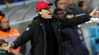 Ekspresi pelatih AC Milan, Vincenzo Montella saat mnyaksikan timnya melawan Sassuolo pada lanjutan Serie A di Mapei Stadium, Reggio Emilia, Italia, (5/11/2017). Milan menang 2-0. (Elisabetta Baracchi/ANSA via AP)