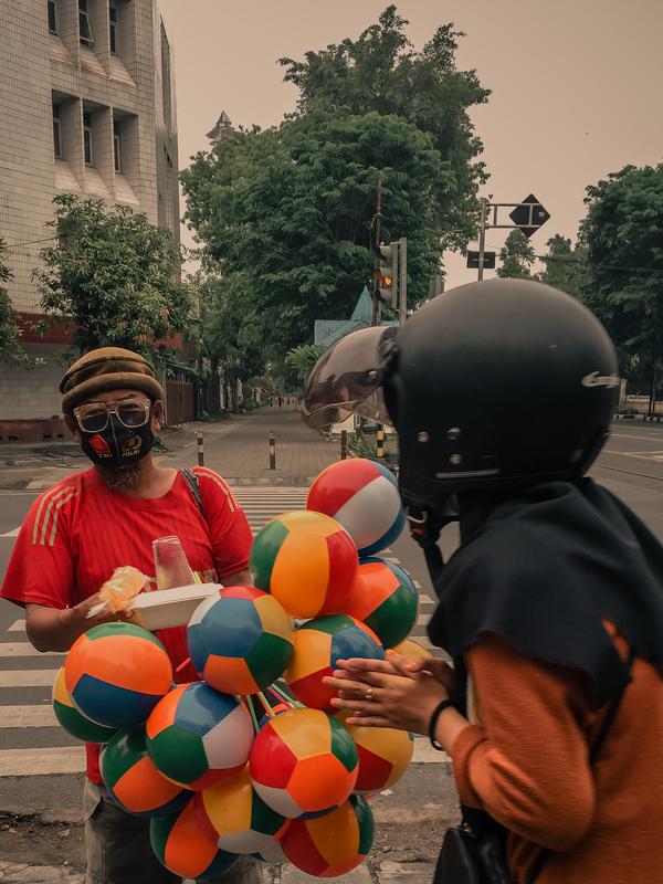 Aksi bagi nasi relawan Positive Vibes. (Dok. Positive Vibes)