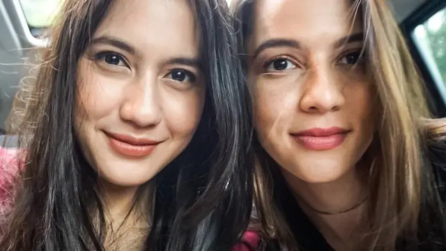 Disebut Mirip, Ini 5 Potret Kebersamaan Pevita Pearce dan Juria Hartmans