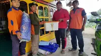 BPBD Probolinggo serahkan bantuan logistik untuk korban tanah longsor (Istimewa)