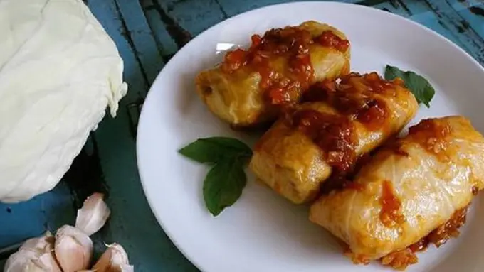 Kol gulung isi ayam./Copyright cookpad.com/Bunda Ei