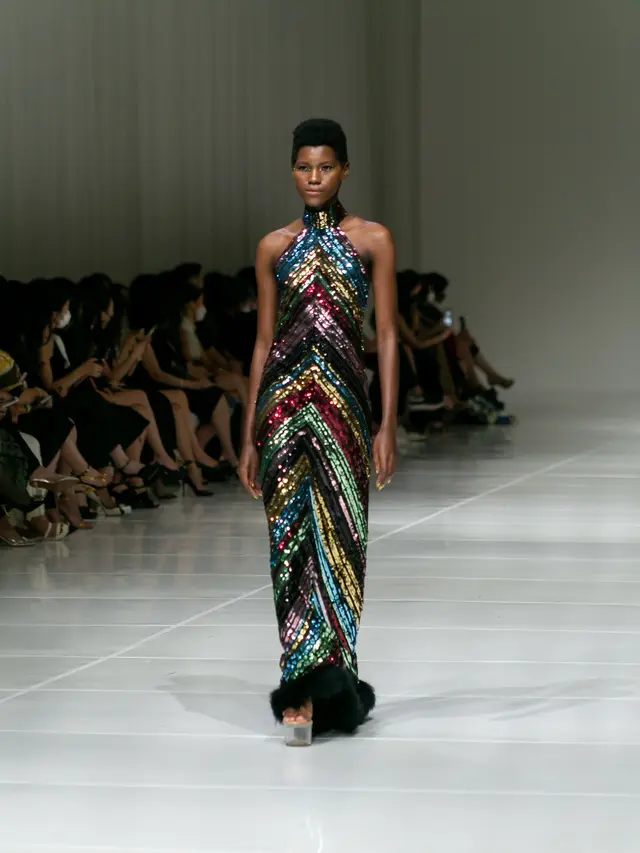 Sebastian Gunawan Signature 2022/2023