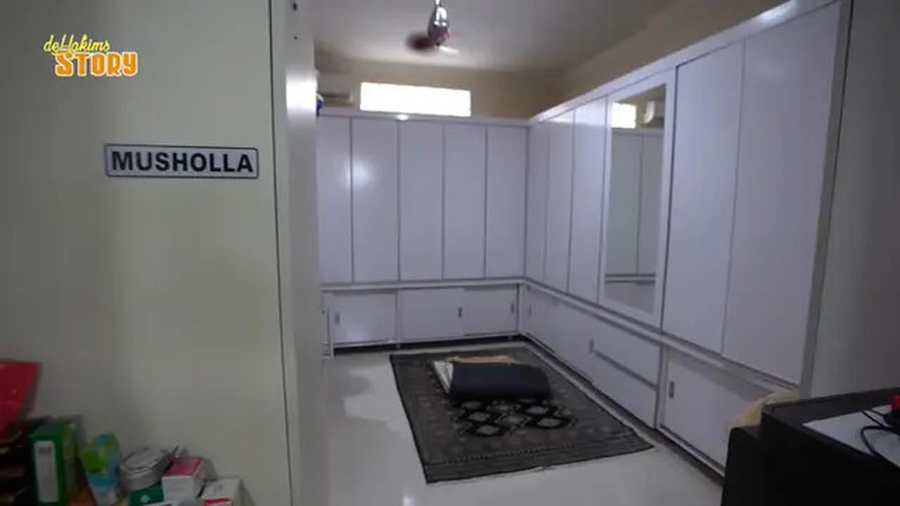 Desain Musala Rumah Ayu Ting Ting, Inspirasi Tata Ruang untuk Lahan Terbatas