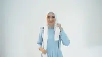 Tutorial Hijab Pashmina Bordir untuk Lebaran (Hijup)