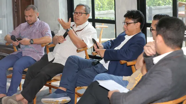 Praxis Cermati Kepuasan Pelayanan Publik dan Pola Konsumsi Media