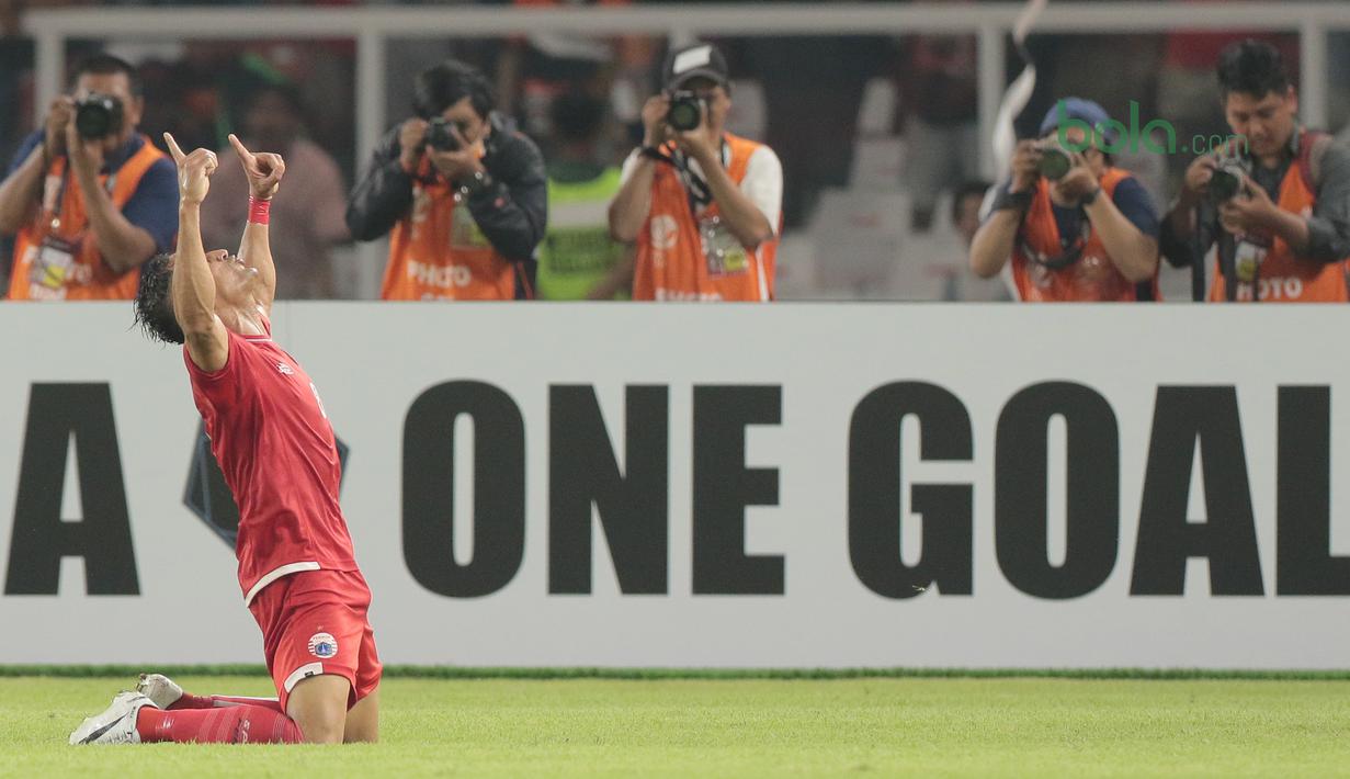 Addison Alves merayakan gol ke gawang Song Lam Nghe An FC pada laga Piala AFC 2018 di Stadion Utama GBK, Senayan, Jakarta, (13/3/2018). Persija Jakarta menang 1-0. (Bola.com/Nick Hanoatubun)