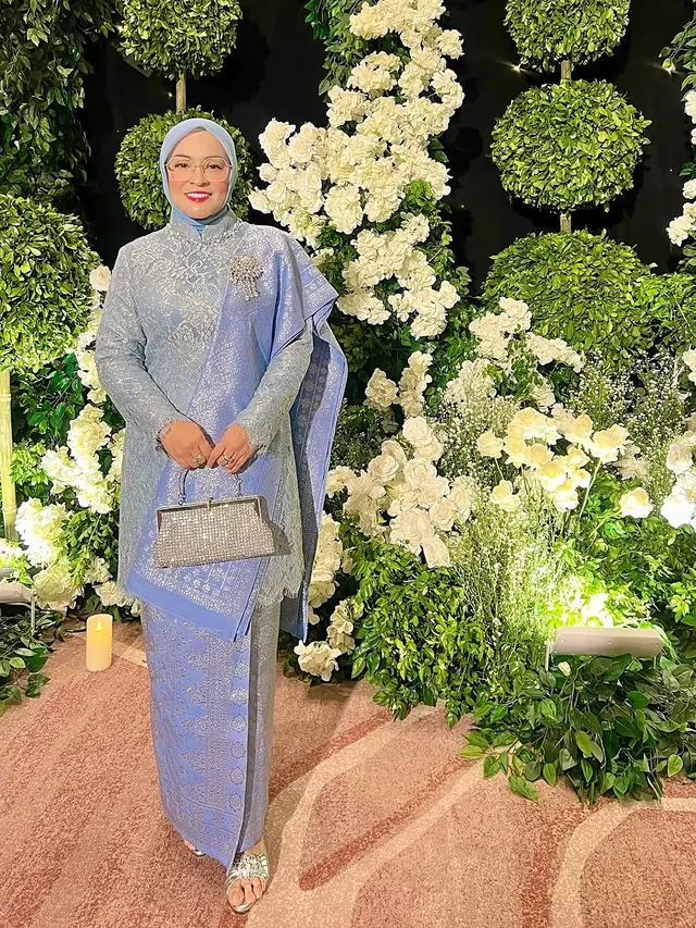 4 Gaya Serba Biru Muda Ibu Pejabat dan Artis yang Jadi Bridesmaid Putri Zulhas, Desy Permatasari hingga Nagita Slavina