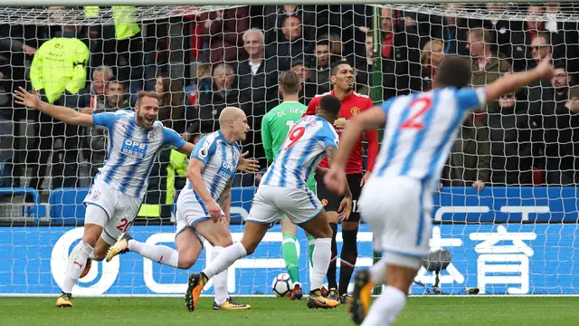 Manchester United, Premier League, Huddersfield Town