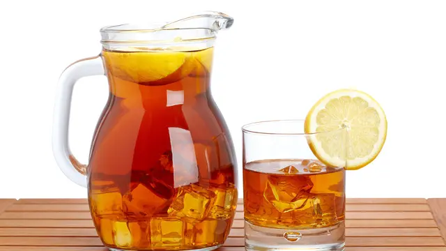 [Bintang] Menu Takjil Buka Puasa, Resep Es Teh Manis yang Menyegarkan