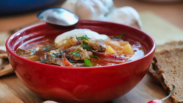 Ilustrasi makanan berkuah