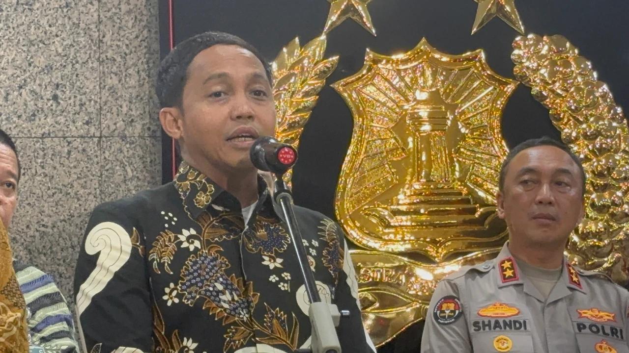 Asal-Usul Kayu Gelondongan di Banjir Sumatra Dipantau Pakai Drone, Kapolri Bentuk Tim Khusus untuk Selidiki