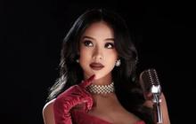 Potret Cantik Anya Geraldine Jadi Diva Dangdut di Film Terbaru, Tampil Bold dan Glamor