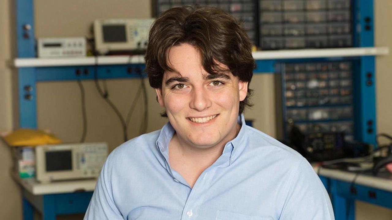Kehidupan Palmer Luckey, Pemuda Penemu Perusahaan Oculus VR
