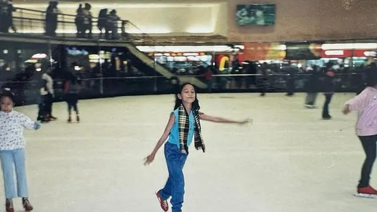 7 Potret Masa Kecil Erika Carlina, Cantik Dari Dulu