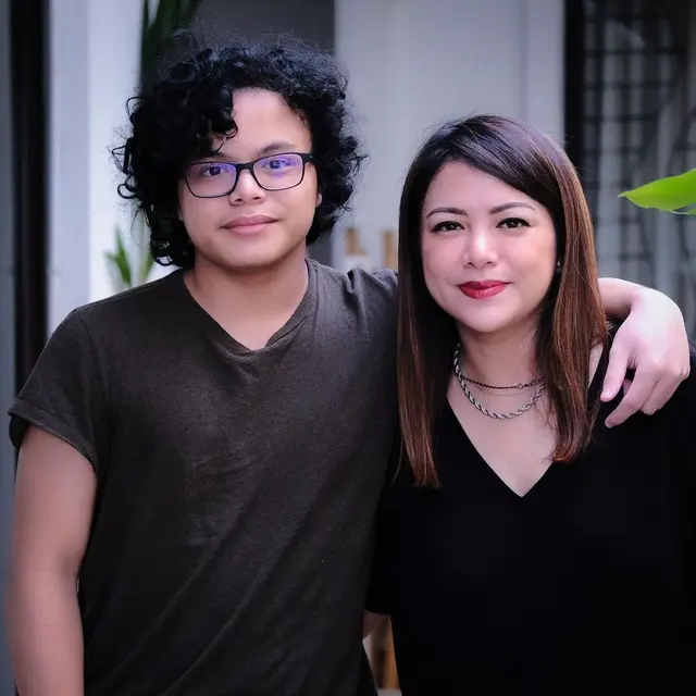 6 Potret Terbaru Wina Natalia Istri Anji, Turunkan Berat Badan 13 Kg