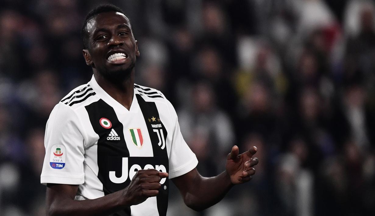 2. Blaise Matuidi - Juventus selangkah lagi memutus kontrak Blaise Matuidi yang telah berumur 33 tahun. Gelandang asal Prancis ini dikabarkan akan bergabung dengan Inter Miami di Major League Soccer (MLS) di Liga Amerika Serikat. (AFP/Marco Bertorello)