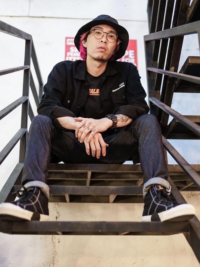 Potret Tirta Mandira Hudhi, Dokter nyentrik yang lantang kampanyekan pencegahan virus corona