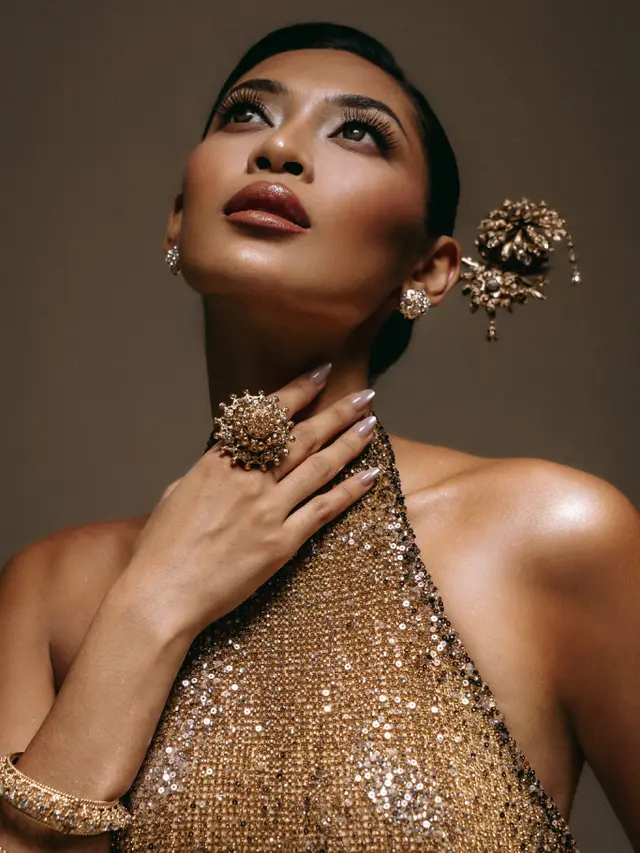 Bronze Glam Agnes Rahajeng di Miss Supranational 2026 Jadi Sorotan, Makeup Eksotisnya Memancarkan Pesona Perempuan Indonesia