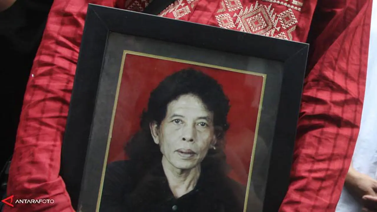 mulyana-sahabat-131202c.jpg