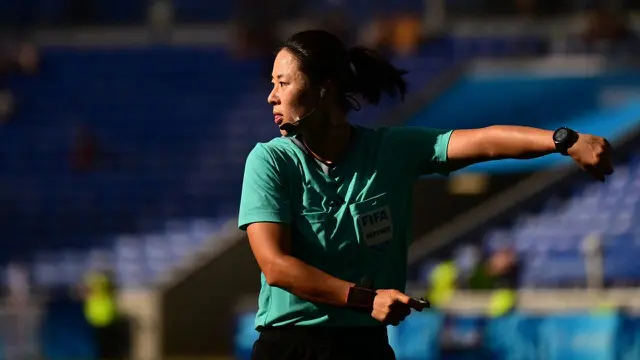 Wasit, Kim Yu-jeong
