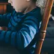 Kemajuan teknologi membuat anak-anak pada usia dini mendapatkan screen time (Foto: Unsplash.com/Kelly Sikkema)