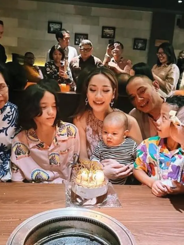 Noah Sinclair Bareng Tiko Aryawardhana