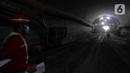 Aktivitas pekerja menyelesaikan proyek Tunnel 2 Kereta Cepat Jakarta-Bandung di Desa Bunder, Jatiluhur, Kabupaten Purwakarta, Jawa Barat, Kamis (27/1/2022). Saat ini progres KCJB terus berjalan dan sudah mencapai 79,90% dan akan melakukan trial run di akhir tahun 2022. (Liputan6.com/Herman Zakharia)